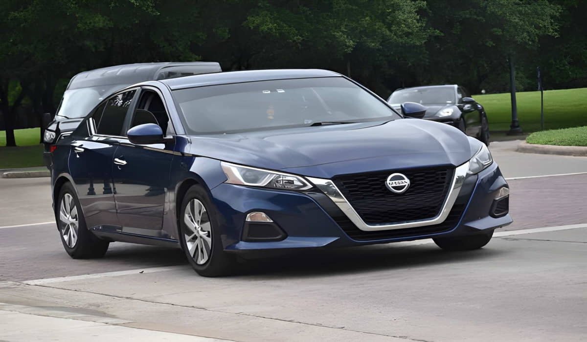 nissan altima