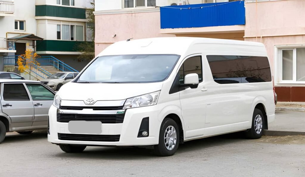toyota hiace van for car lift